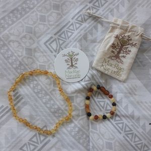 (NWT) Raw Baltic amber teething necklace